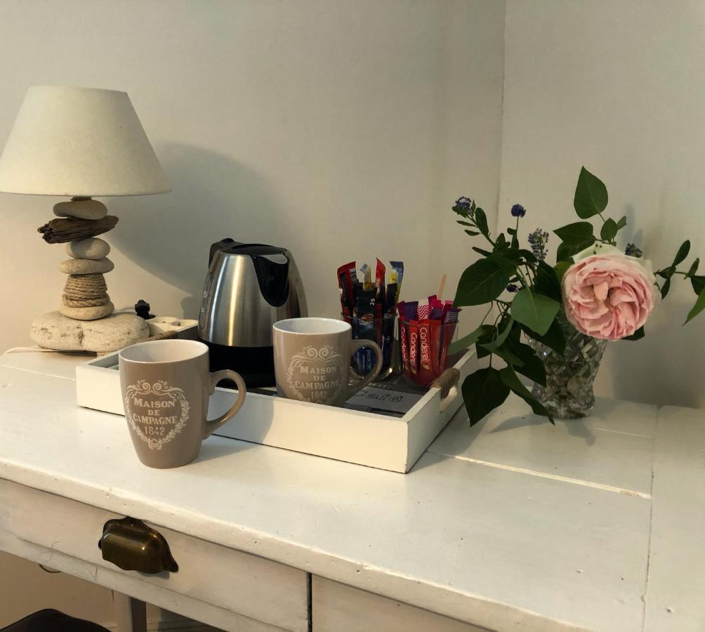 Les Champs Rabats Bed & Breakfast Villers-sur-Mer Bagian luar foto
